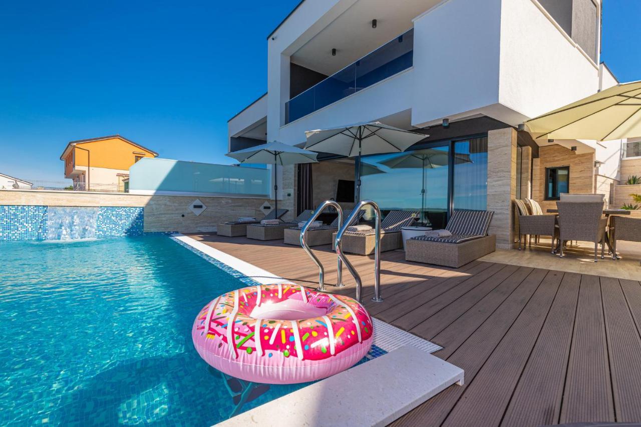 Villa Marassi With Heated Pool, Hot Tub And Sauna Crikvenica Exterior foto
